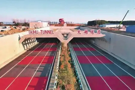2015: Những tiến bộ công nghệ và tăng trưởng