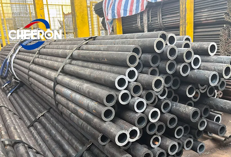 Ống thép carbon liền mạch