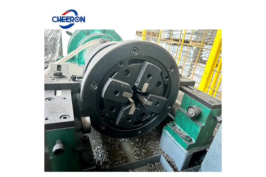Máy ren cốt thép kiểu Chaser